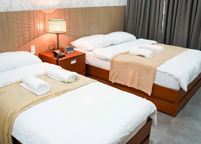 Hotel Oyo 1168 Gimaca Boutique Hotel&cafe 2*