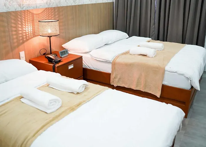 Oyo 1168 Gimaca Boutique Hotel&cafe 2*
