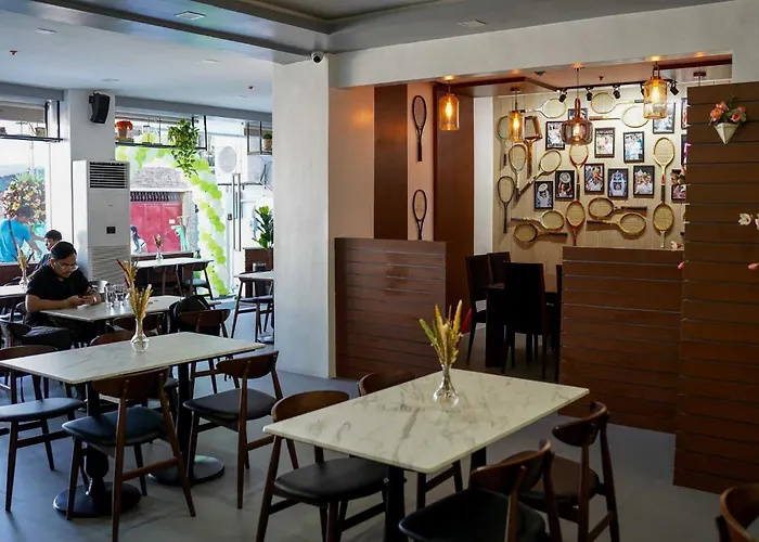 Oyo 1168 Gimaca Boutique Hotel&cafe Hotel 2*